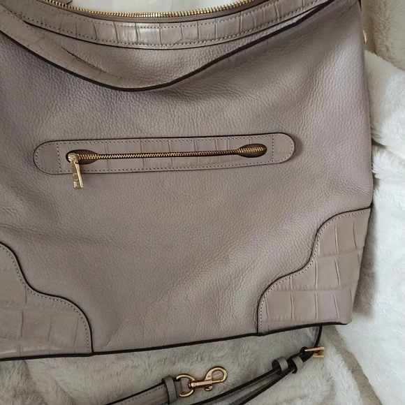 Grey Birch handbag and Wallet...MARKING ALL LISTINGS DOWN...THESE ARE PRISTINE! - Picture 6 of 11